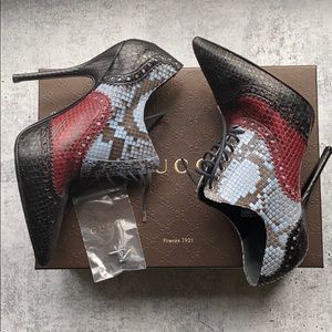 Gucci Tricolor Brogue Python Oxford Booties